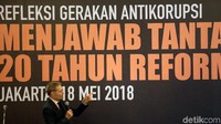 Rasmus Abildgaard Kristensen memberikan pemaparan.