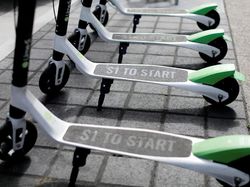 Skuter Listrik Canggih Jadi Tren Baru Transportasi Online