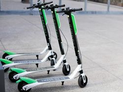 Skuter Listrik Canggih Jadi Tren Baru Transportasi Online