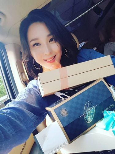 Han Go Eun bagi tips simpel rahasia cantiknya yang awet muda