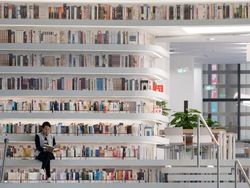 Kerennya Perpustakaan di China yang Mirip Stasiun Luar Angkasa