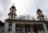 Masjid Berusia 100 Tahun di Perkampungan Muslim China