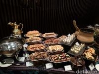 Mari Berbuka dengan Kunafe dan Kebab Lezat di Restoran Ini Mari Berbuka dengan Kunafe dan Kebab Lezat di Restoran Ini