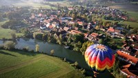 Slovenia menempati urutan kelima dalam 10 negara terbersih di dunia. Negeri kelahiran Melania Trump ini memiliki skor indeks kinerja lingkungan (EPI) mencapai 88.98. Dok. CNN Travel.