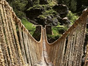 Jembatan Rumput Sekuat Baja Peninggalan Suku Inca