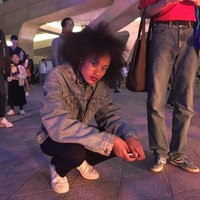 Wajah cantik nan uniknya sudah menghiasi berbagai runway fashion di Korea Selatan. Ia juga kerap menjadi model katalog sejumlah brand busana lokal. Foto: Instagram/@bae_0430