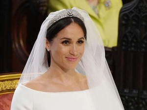 Bye Bye Kylie Jenner! Kini Bibir Tipis Meghan Markle yang Jadi Tren