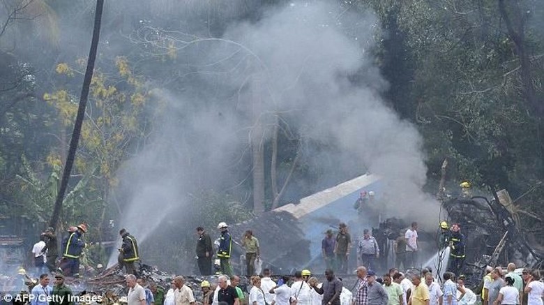 Tiga Orang Berhasil Selamat dalam Kecelakaan Pesawat di Havana
