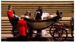 Royal Wedding Harry-Meghan Diawali Rolls-Royce Ditutup Kereta Kuda