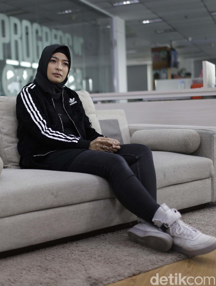 Tantri Kotak Tantri Kotak saat berkunjung ke kantor detikcom.