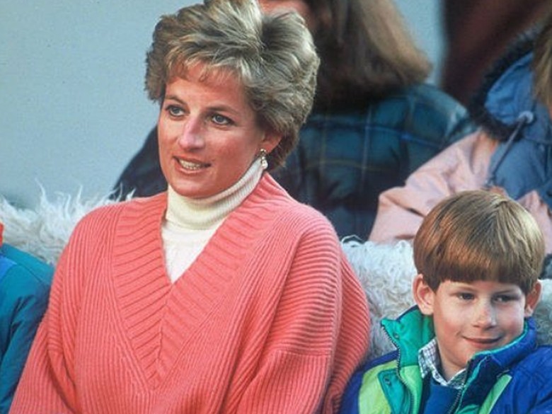 Elton John Ungkap Kado Terindah Putri Diana untuk Harry Elton John Ungkap Kado Terindah Putri Diana untuk Harry