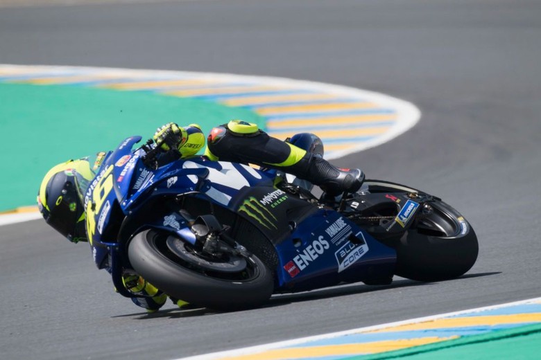 Rossi mengerem dengan penuh perhitungan. Foto: Mirco Lazzari gp/Getty Images Rossi mengerem dengan penuh perhitungan. Foto: Mirco Lazzari gp/Getty Images