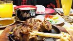 Keren! Gaya Muzammil, Qari Muda Asal Aceh Saat Ngopi hingga Makan Pasta