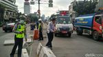 Momen Dibukanya Beton Rekayasa Lalin di Mampang