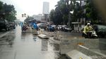 Semrawutnya Beton Rekayasa Lalin di Mampang yang Dibongkar Warga
