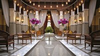 Royal Mansour, Marrakesh, Maroko. Hotelnya memiliki pelengkap serba mahal. Ada jaringan bagian bawah tanah yang hanya dapat diakses oleh staf (bersifat rahasia) dan rentang harga kamarya dimulai dari USD 1.336 (CNN Travel)
