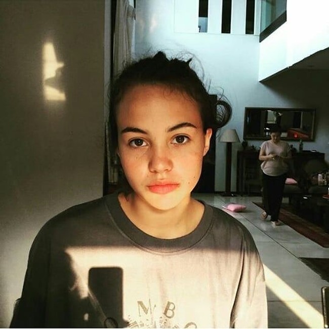  Pemilik nama lengkap Portia Louise Fischer yang berparas menawan ini dikagumi oleh banyak pria.  Foto: Instagram/@portia.fischer