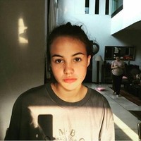  Pemilik nama lengkap Portia Louise Fischer yang berparas menawan ini dikagumi oleh banyak pria.  Foto: Instagram/@portia.fischer