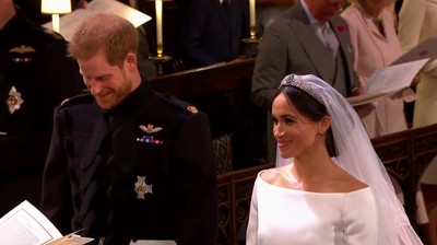 Senyum Menggemaskan Pangeran Harry dan Meghan Markle