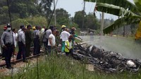 Sebelumnya, Pesawat Cubana de Aviacion Boeing 737 jatuh sesaat lepas landas dari Bandara Internasional Havana Jose Marti, Kuba.