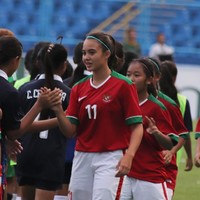 Portia pun mulai menggeluti sepakbola dan jadi pemain di akademi sepakbola Pro-Direct Soccer Academy.  Foto: Instagram/@portia.fischer