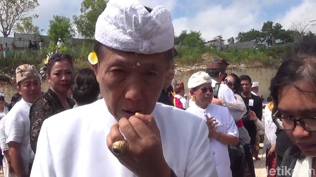Mahkota Terpasang, Gubernur Bali Menangis saat Pasupati GWK