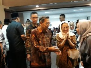 Boediono hingga Ical Melayat Menantu Hatta Rajasa