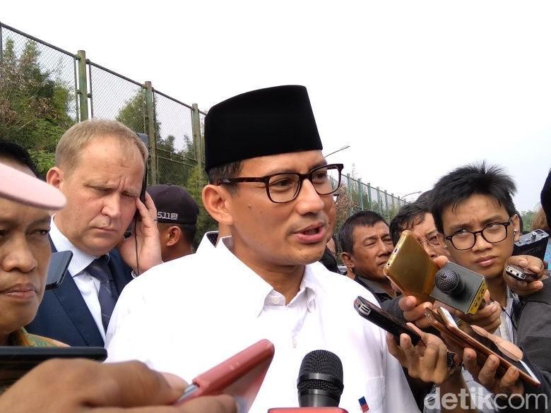 Sandiaga Prioritaskan Penataan Kampung Cikunir Sandiaga Prioritaskan Penataan Kampung Cikunir