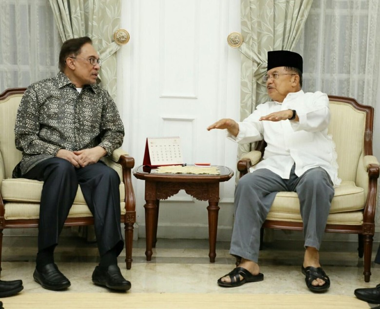 JK Bertemu Anwar Ibrahim Bahas Situasi Malaysia Terkini JK Bertemu Anwar Ibrahim Bahas Situasi Malaysia Terkini