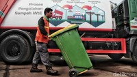 Nantinya pengolahan sampah ini akan mengolah 25% persen sampah di Jakarta.