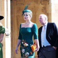 Lady Kitty Spencer adalah putri dari Charles Spencer (adik Putri Diana). Ia memulai debutnya di catwalk saat tampil di fashion show Dolce & Gabbana tahun lalu.  Foto: dok. Getty Images