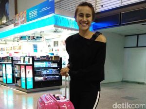 Bellaetrix Manuputty di Bangkok: Jalan-Jalan Sekaligus Nonton Piala Thomas-Uber