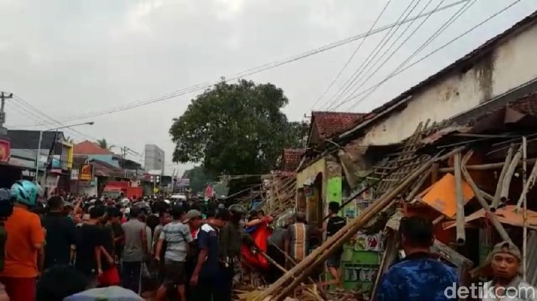 Sopir Truk Jadi Tersangka, Masih Mungkin Bisa Bertambah Sopir Truk Jadi Tersangka, Masih Mungkin Bisa Bertambah