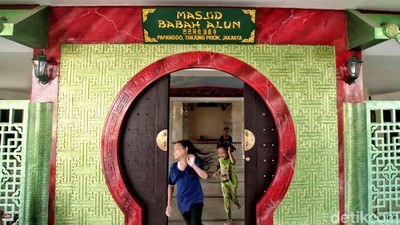 Romantisme Ramadan di Masjid Babah Alun