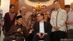 Potret Kemesraan BJ Habibie dan Anwar Ibrahim