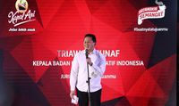 Triawan Munaf, Ketua Badan Ekonomi Kreatif (BEKRAF) saat memberikan sambutan di acara Press Conference Secangkir Semangat #BuatNyataTujuanmu bersama Kapal Api dan Bekraf (Foto:Dok Kapal Api)
