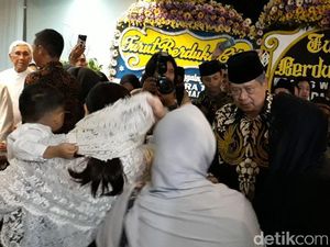 Jenazah Menantu Hatta Rajasa Tiba di Rumah Duka, SBY Melayat