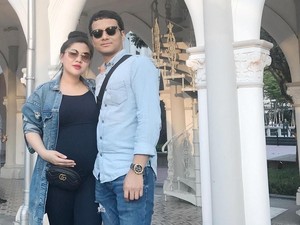 7 Bulanan dengan Adat Jawa, Vicky Shu Diprediksi Hamil Anak Laki-laki
