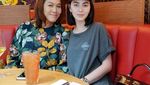10 Pose Aktris Cantik Thailand, Davika, Saat Tiup Kue Ulang Tahun dan Makan Pizza