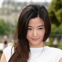 Aktris kawakan Korea Selatan, Jun Ji Hyun, terpilih di urutan 14. (Foto: Getty Images, Istimewa)