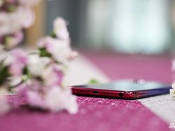 Tampilan Menawan Oppo R15 Nebula