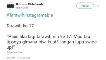 Momen salat tarawih malah dijadikan bahan untuk membuat video tutorial. Foto: istimewa