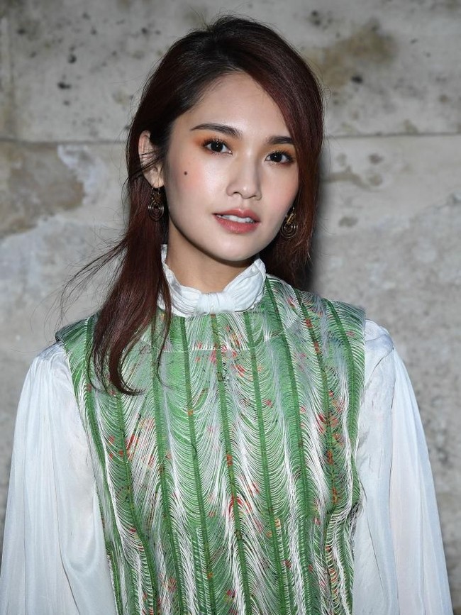 Aktris Taiwan yang selalu tampak awet muda di usia yang telah menginjak 33 tahun, Rainie Yang, berada di urutan 12. Rainie populer lewat serial Meteor Garden. (Foto: Getty Images, Istimewa)