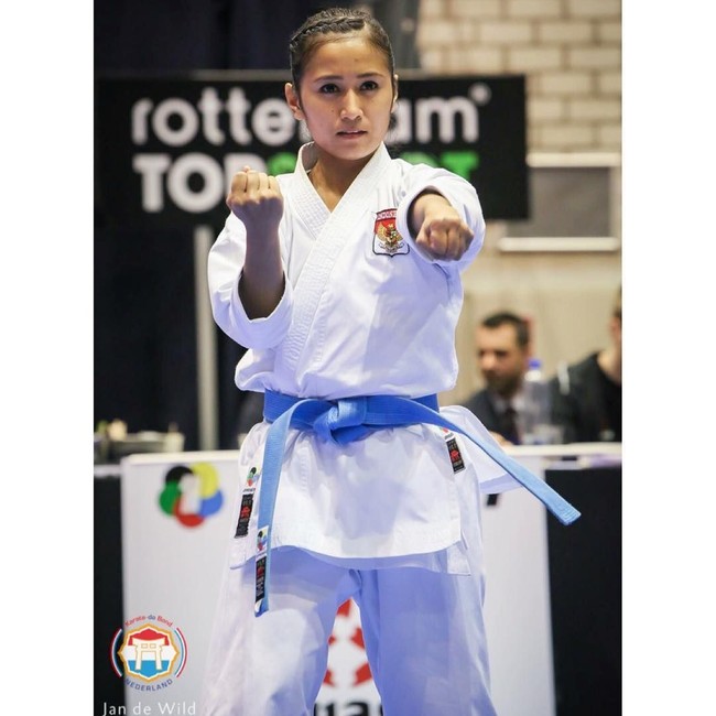Kenalan dengan Sisilia Agustiani Ora, atlet karate wanita yang memesona karena paras cantiknya. Foto: Instagram @orasisilia