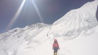 Tim melakukan perjalanan selama 6,5 jam untuk mencapai puncak tertinggi di dunia tersebut (dok WISSEMU)