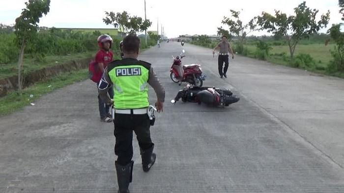 Dibubarkan Polisi, Peserta Balap Liar Sembunyi di Gudang