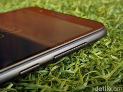 Unboxing Zenfone Live, Ponsel Layar Kekinian Harga Sejutaan