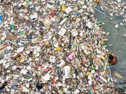 Potret Mengerikan Alam Tercemar Sampah Plastik