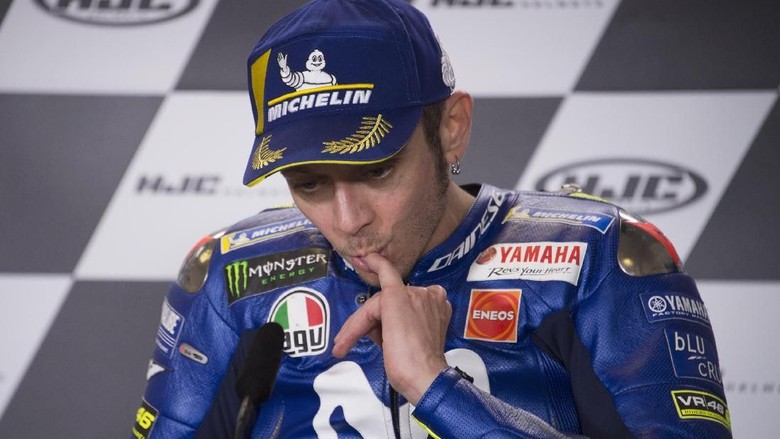 Rossi Masih Menantikan Reaksi Para Teknisi Yamaha Rossi Masih Menantikan Reaksi Para Teknisi Yamaha
