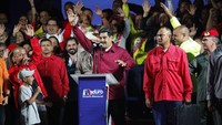 Namun Maduro mengklaim pilpres ini telah membuatnya kembali menjabat untuk periode kedua hingga tahun 2025 mendatang. (Foto: Dok. REUTERS/Carlos Garcia Rawlins)
